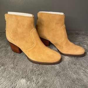 Women’s Nine West Brown Suede Ankle Boot Heels size 6